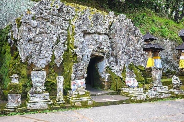 Full-Day Private Balinese Culture Tour — Ubud, Kintamani, Tirta Empul & Coffee Plantations photo 5