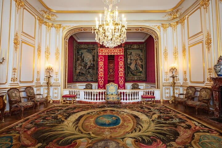 Day Trip from Paris: Chambord and Chenonceau Castles with Optional Wine Tasting photo 5