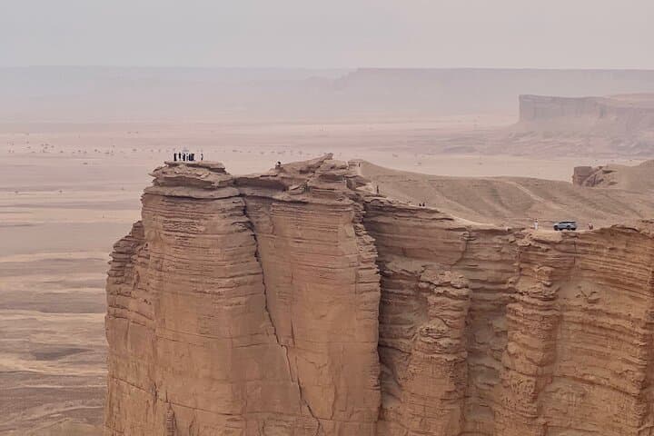 Edge of the World 4x4 Sunset Tour from Riyadh photo 2