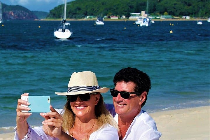 Central Coast Private Day Tour: Beaches, Bays & Wildlife Park with Norah Head Lighthouse
