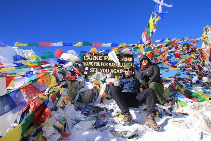Manaslu Circuit Trek: 14-Day Private Larke La High-Pass Expedition