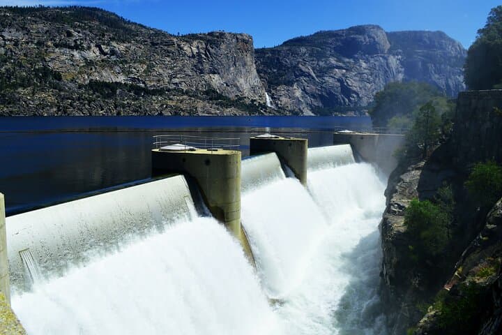 Private Day Hike of Hetch Hetchy & Wapama Falls — O'Shaughnessy Dam to Wapama Falls photo 5