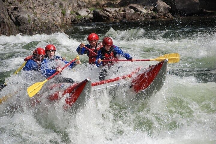 Half-Day Clearwater River Whitewater Rafting in Wells Gray Provincial Park photo 3