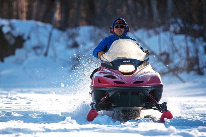 Guided Snowmobile Tour Near Fairbanks: Short Ride Under the Aurora photo 2