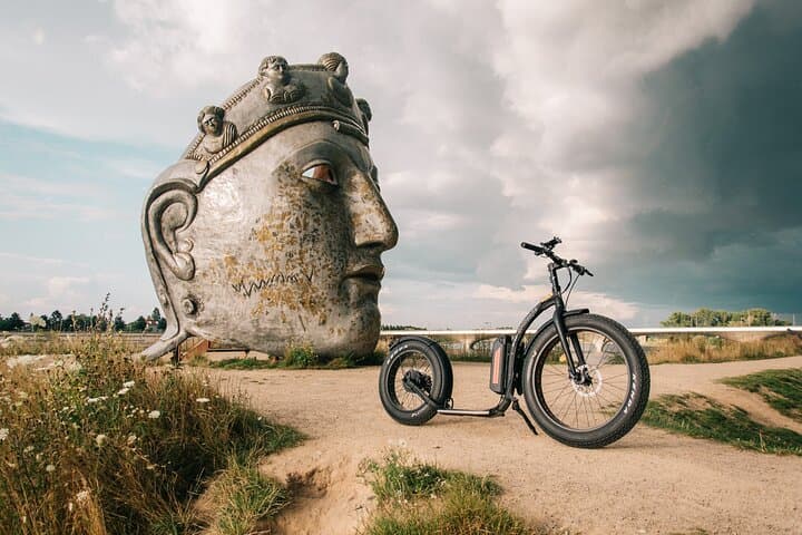 E-Step Tour Nijmegen: 2-Hour Private Electric Scooter Ride Through Ooijpolder & Fort Lent