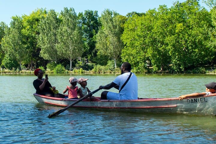 Paris Family Custom Tour — Kids-Friendly Private Day with a Local Guide photo 6