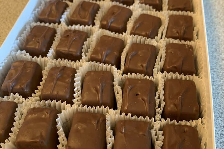 Chicago Chocolate Scavenger Hunt — Self-Guided Loop & River North Chocolate Tour photo 4