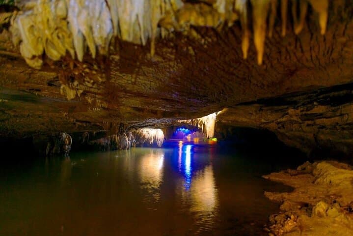 Ninh Binh in 48 Hours: Tam Coc Sampans, Mua Cave Views & Cuc Phuong Wildlife
