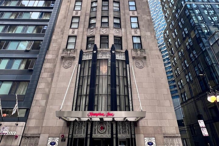 Chicago Art Deco Madness Walking Tour: Loop's Best Deco Buildings photo 6