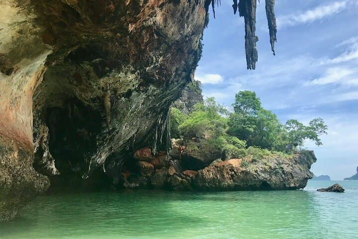 Half-Day Andaman Islands Speedboat Tour: Koh Thap, Chicken Island & Railay photo 6