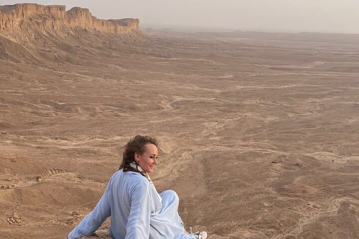 Edge of the World 4x4 Sunset Tour from Riyadh photo 6
