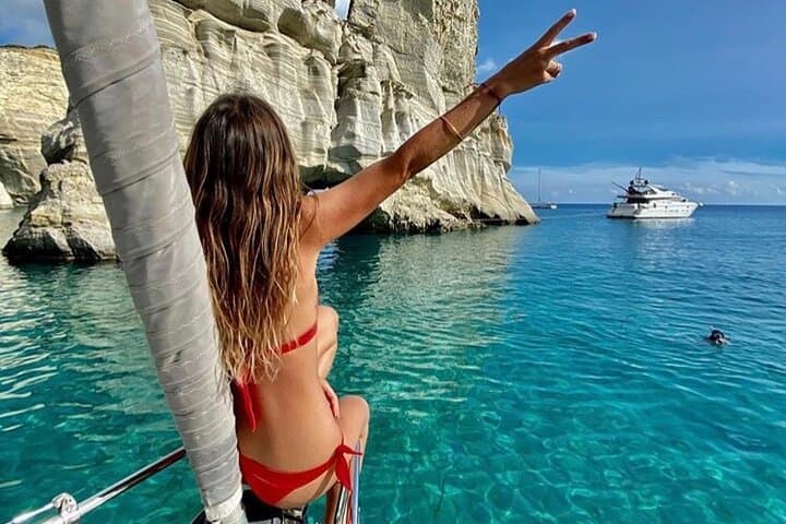 Full-Day Milos & Polyaigos Cruise — Snorkel Kleftiko and Swim Gerakas photo 2