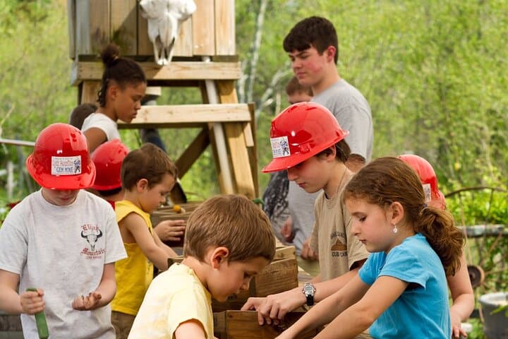 Hendersonville Gem Mining & Goat Farm Walk — Family-Friendly Mining, Aviary & Crystal Shop photo 1