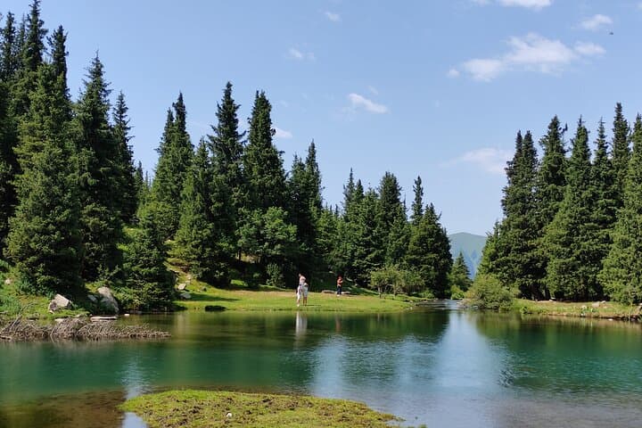 Off‑Road Through Grigorievsky & Semenovsky Gorges: 10‑Hour SUV Adventure from Cholpon‑Ata photo 2