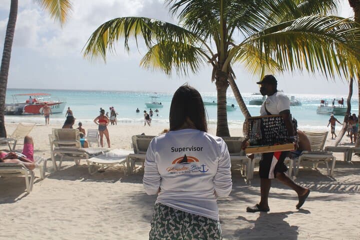 Private Saona Island Tour from Punta Cana — Full-Day Speedboat & Catamaran Excursion photo 4