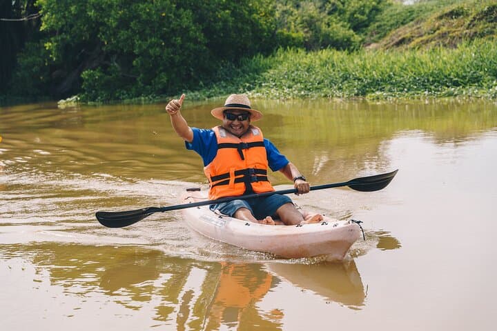 Kayak Manialtepec Lagoon from Puerto Escondido — Morning Birding & Estuary Paddle photo 2