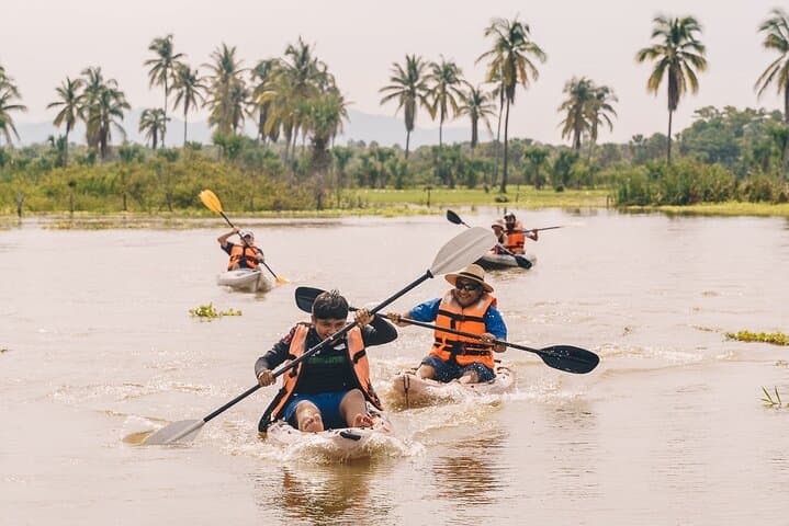 Kayak Manialtepec Lagoon from Puerto Escondido — Morning Birding & Estuary Paddle photo 4
