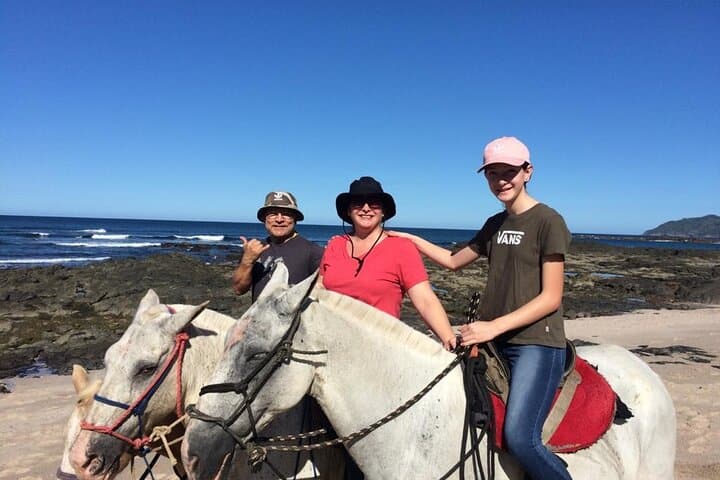 Tamarindo Beach Horseback Riding: Sunrise & Sunset Beach Tours