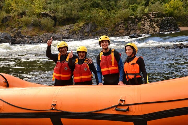 Private Rafting in Melgaço: River Rapids and Alvarinho Toast photo 6