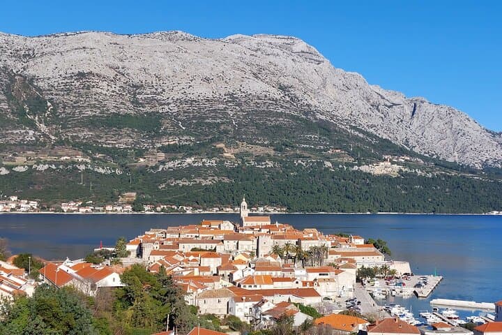 Korčula Dawn Walk: Early-Riser Coffee and Countryside Stroll photo 3