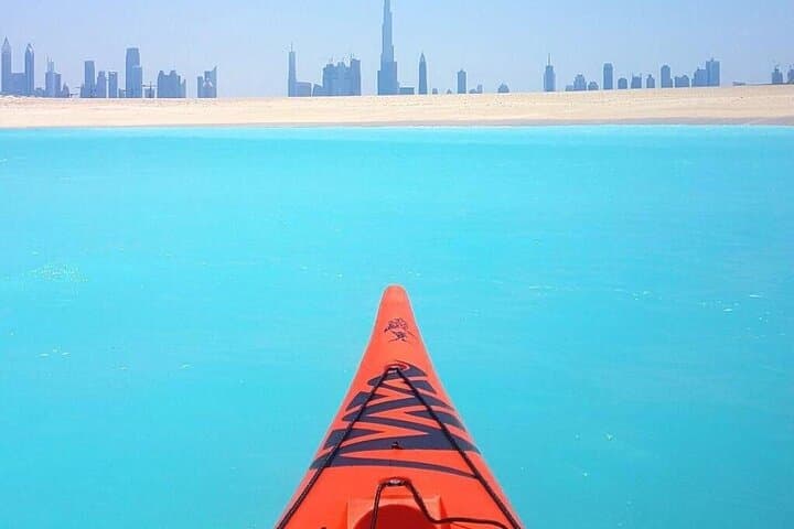 60-Minute Dubai Beach Kayak Experience