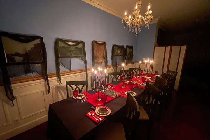 Dessert with Death Charleston: Ghost Tour & 19th-Century Dessert Experience