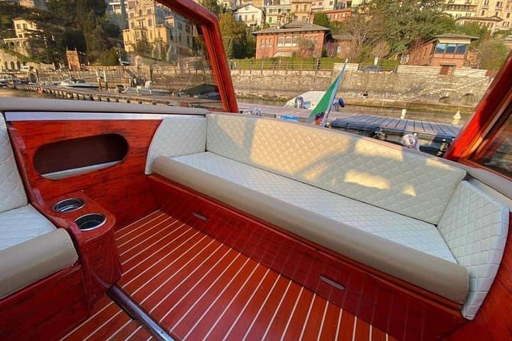 Private Wooden Boat Tour on Lake Como: Bellagio & Varenna in 4 Hours photo 4