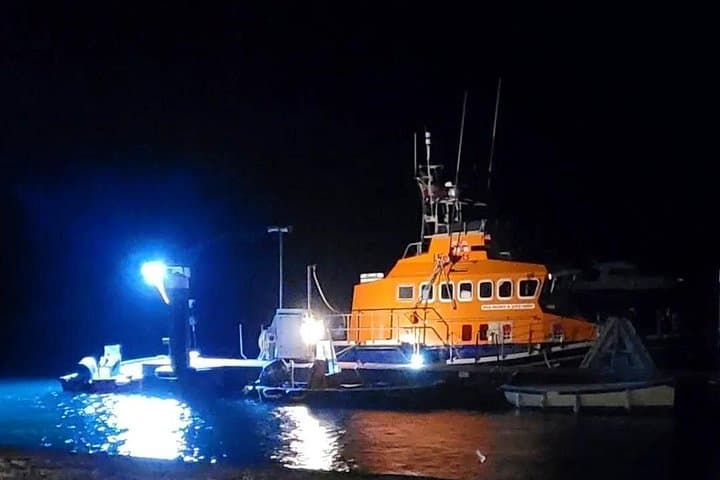 Dusk Walking Tour of Fowey: Twilight Stroll Through History on the Estuary photo 4
