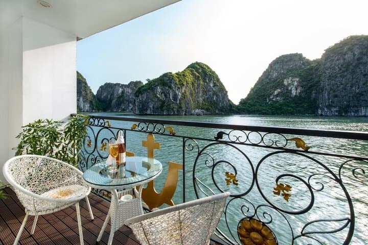 Luxury Halong Bay 2-Day Cruise: Sung Sot Cave & Titov Island Escape photo 6