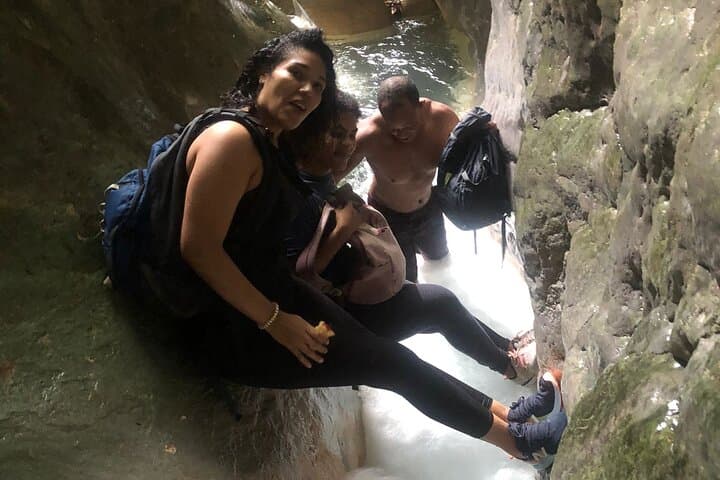 All-Inclusive Water Trail to Cueva de la Virgen: Barahona Day Tour photo 5