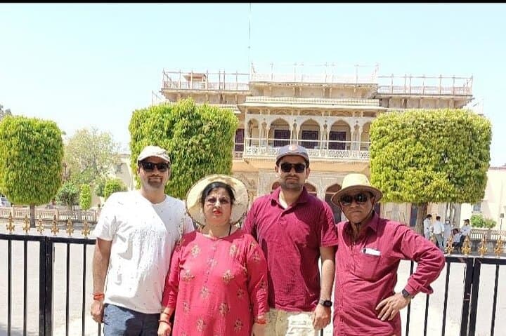 Discover Rajasthan: Jaipur, Pushkar & Udaipur 6-Day Cultural Tour