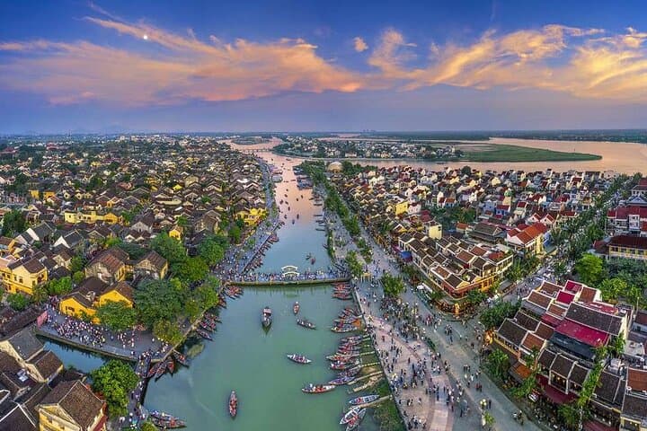 Custom Hoi An & Da Nang Private City Tour with Local Guide