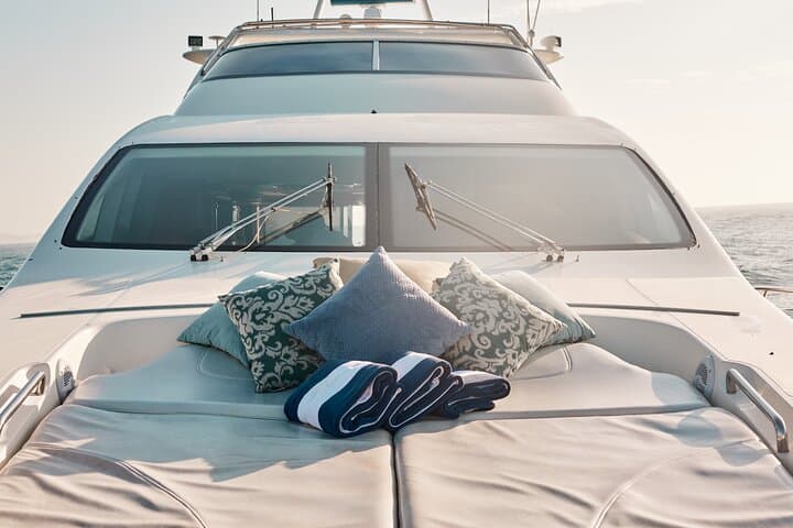 Heather Nikki 80-ft Azimut Yacht Charter in Cabo San Lucas