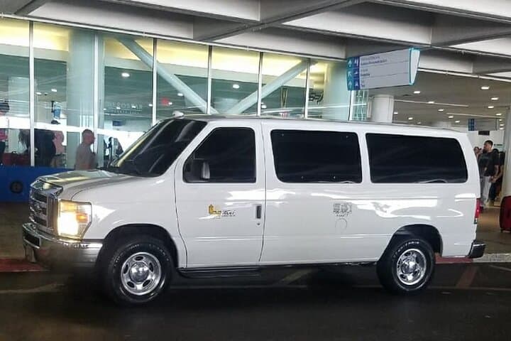 Private Airport Transfer from LAX to Buena Park — Door-to-Door Comfort and Practical Tips photo 2