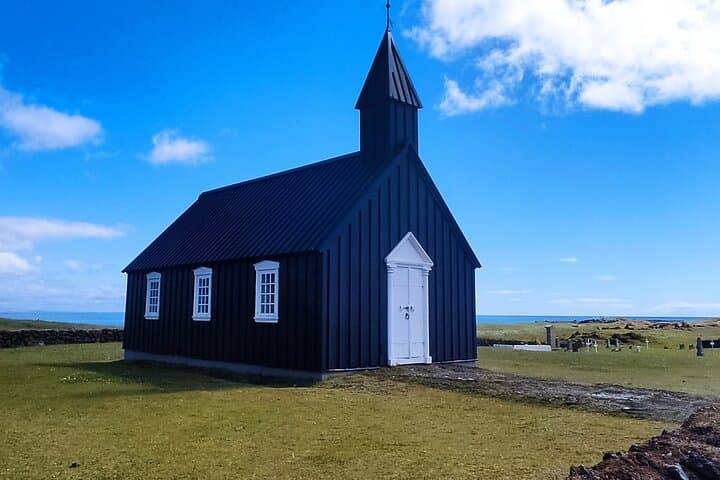 Snæfellsnes Peninsula Day Trip: Coastal Hikes, Lava Fields & Kirkjufell photo 6
