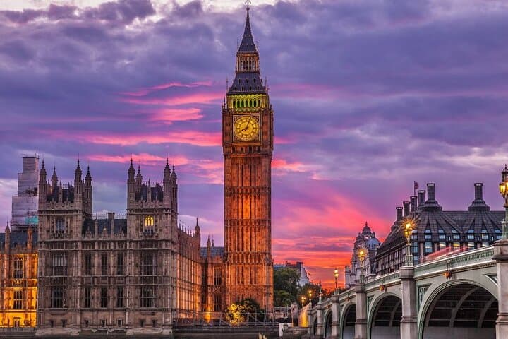 Classic 4-Hour Private Guided Tour of Royal London photo 3
