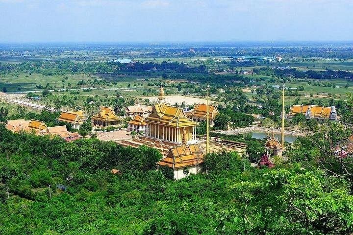 Udong Historical Site Tour: Climb Phnom Oudong for Stupas, Monkeys & Rice-Field Views photo 3