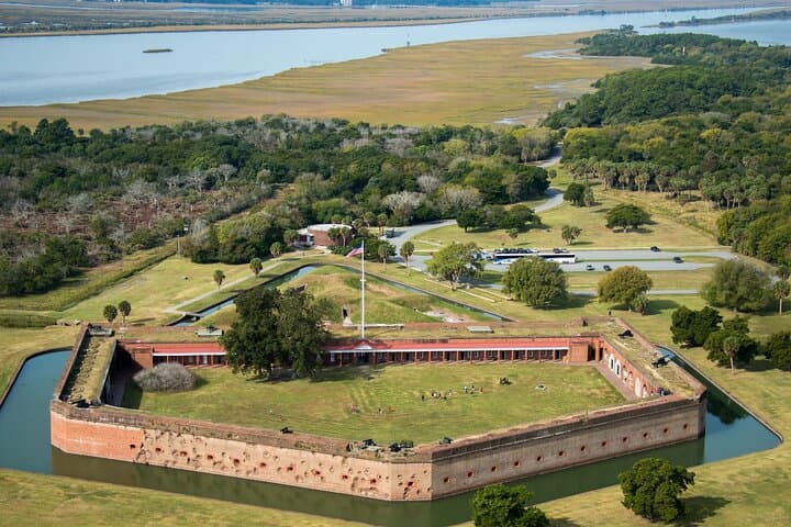 Tybee Island Day Trip: Fort Pulaski, Lighthouse & Pier Beach Walk photo 4