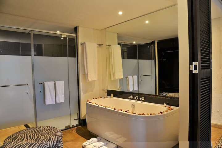 2-Day Pilanesberg Safari: Big Five Game Drives and 4-Star Lodge photo 3