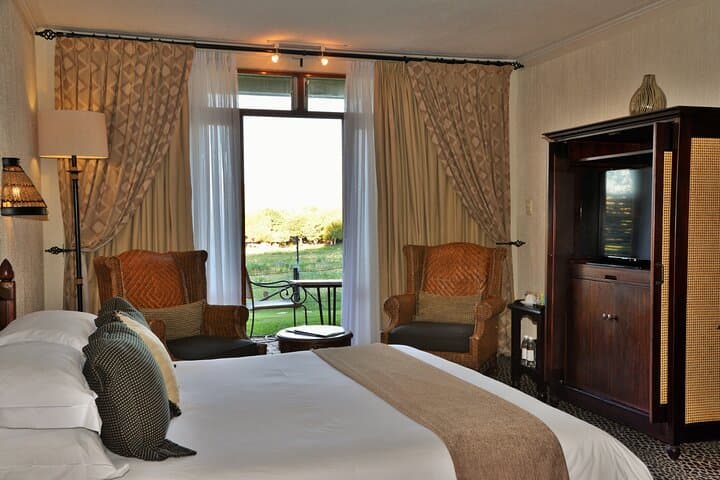 2-Day Pilanesberg Safari: Big Five Game Drives and 4-Star Lodge photo 2