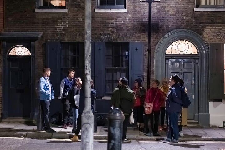 Whitechapel Jack the Ripper Sunset Private Walking Tour photo 2