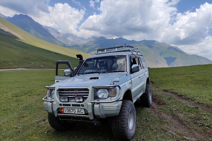 Off‑Road Through Grigorievsky & Semenovsky Gorges: 10‑Hour SUV Adventure from Cholpon‑Ata