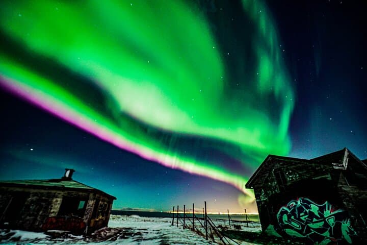 Chase the Aurora: Reykjavik Northern Lights 4x4 Photo Tour