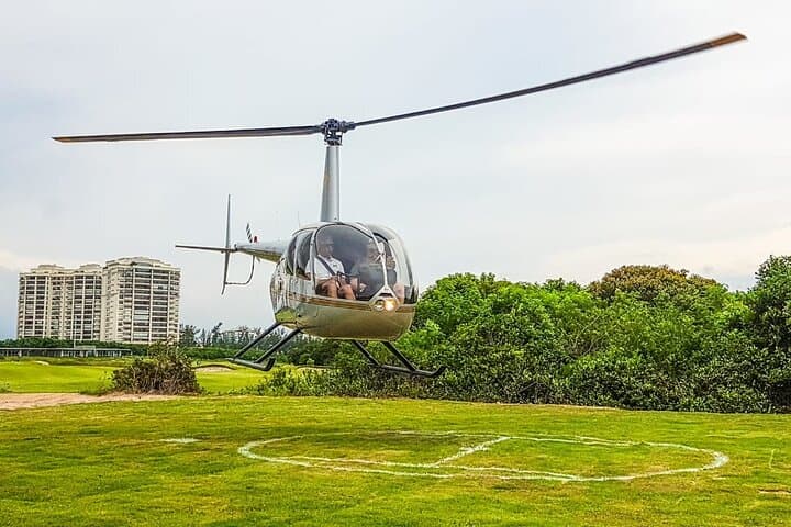 Rio de Janeiro Helicopter Tour: 25-Minute Aerial Flight Over Christ the Redeemer & Sugarloaf photo 2