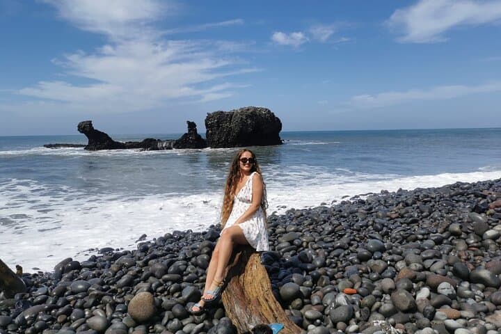 Puerta del Diablo to El Tunco: Hike, Viewpoints & Surf on a Day Tour in El Salvador photo 4