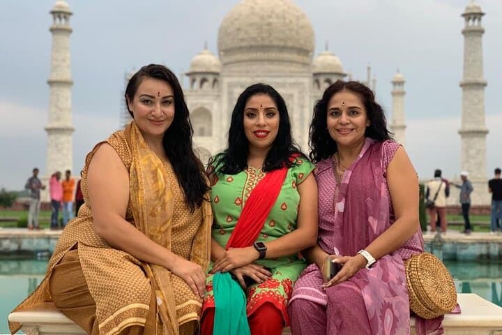 Sunrise and Sunset Private Taj Mahal Tour from Delhi — 2-Day Agra & Fatehpur Sikri Experience photo 3