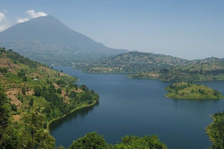 Twin Lakes & Golden Monkeys: 2-Day Adventure From Kigali photo 5
