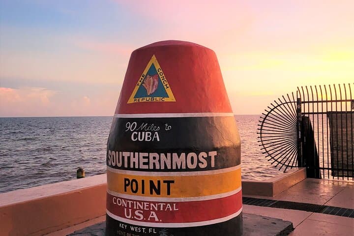 Exploring the Florida Keys: A Private Full-Day Road Trip from Key Largo to Key West