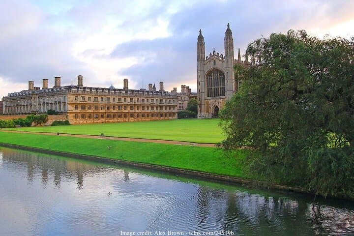 Private Cambridge Walking Tour Including Kings College Chapel