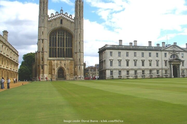 Private Cambridge Walking Tour Including Kings College Chapel photo 3